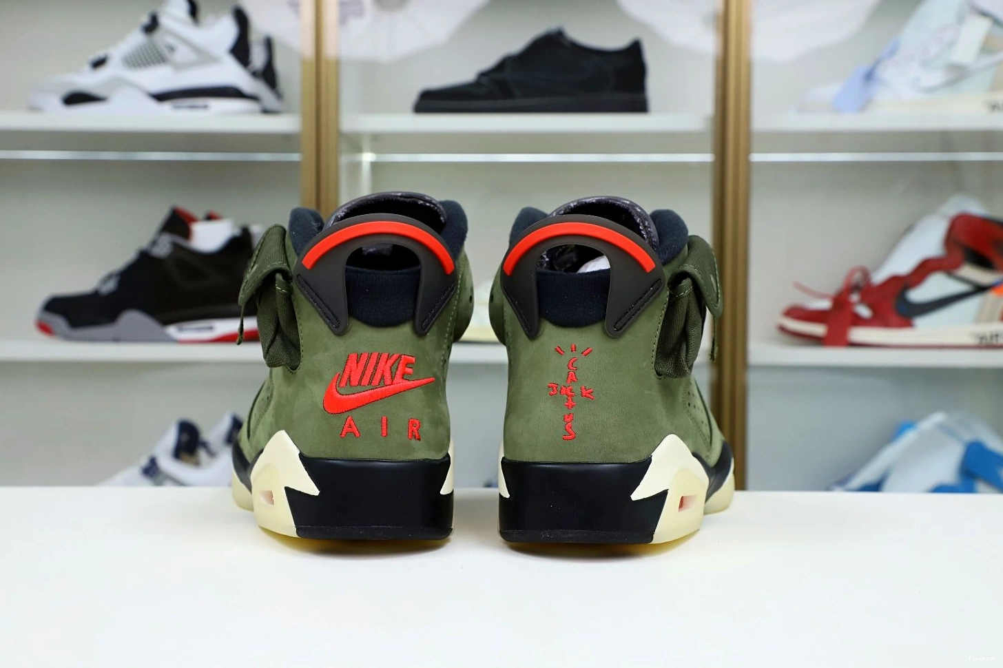 X RETRO SCOTT AIR JORDAN 'OLIVE' TRAVIS 6 0901